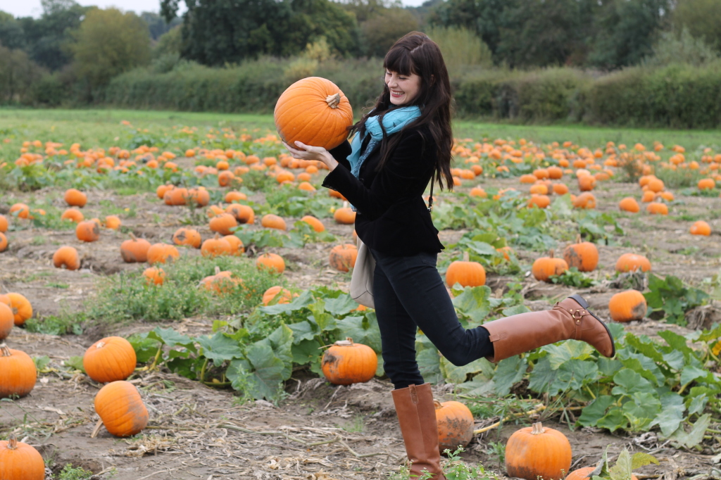 dancing with pumpkin