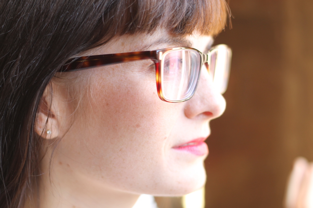 sideview of glasses light