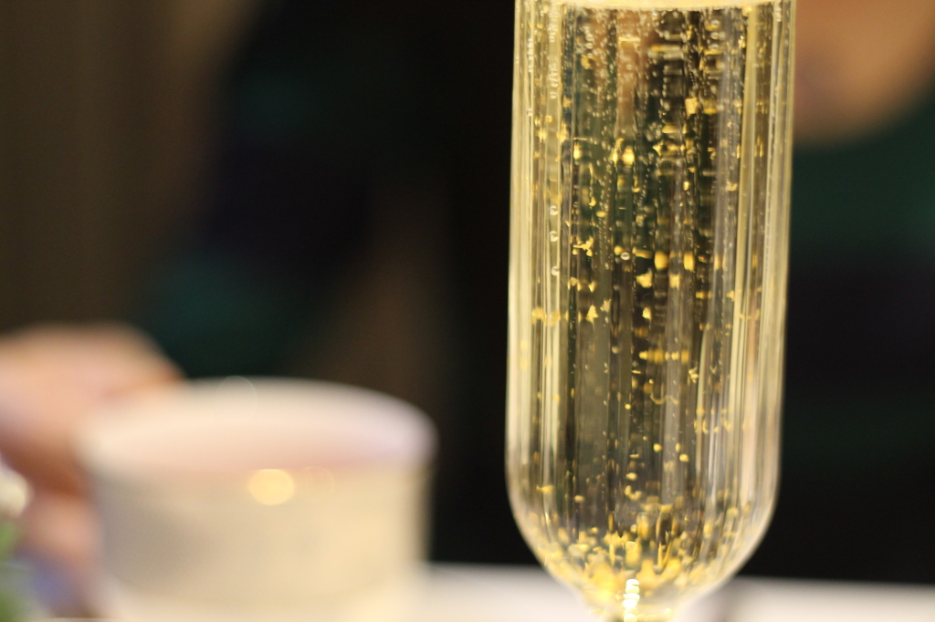 champagne glass