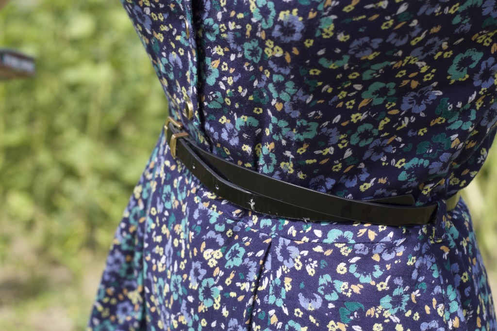 close up on yumi dress belt