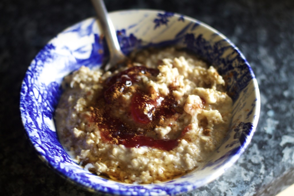 raspberry and syrup porridge