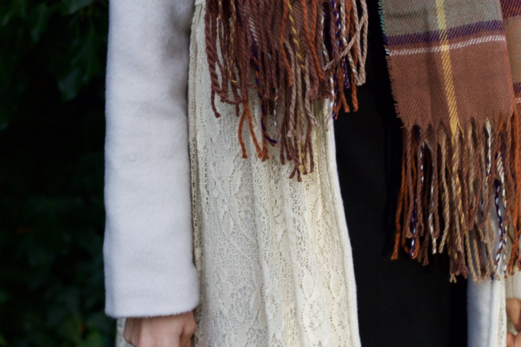 scarf and coat details