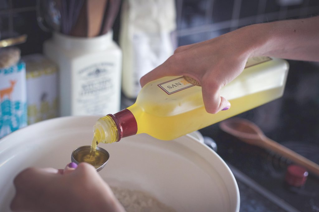 pouring-olive-oil