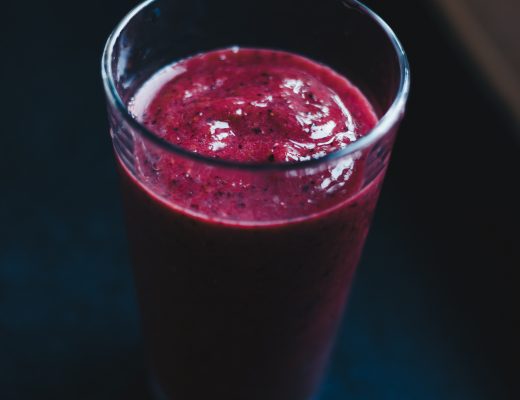 blueberry smoothie side