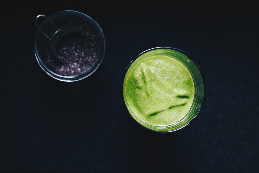 green smoothie and chia seeds