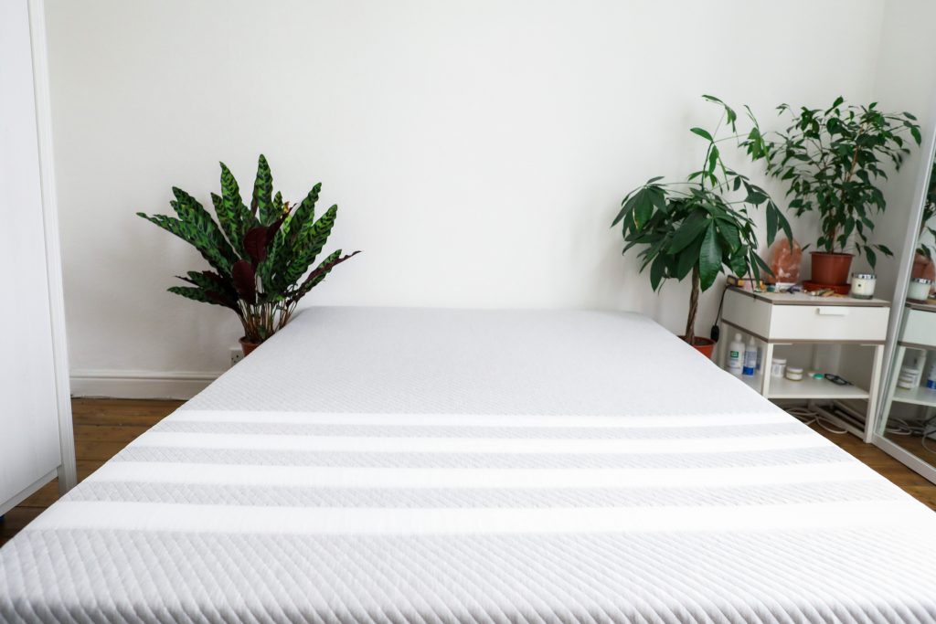 leesa mattress stripes
