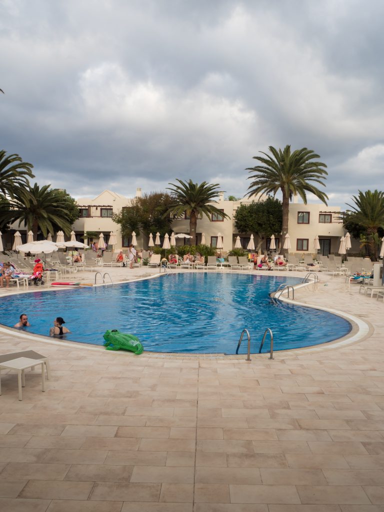 pool suite hotel atlantis fuerteventura