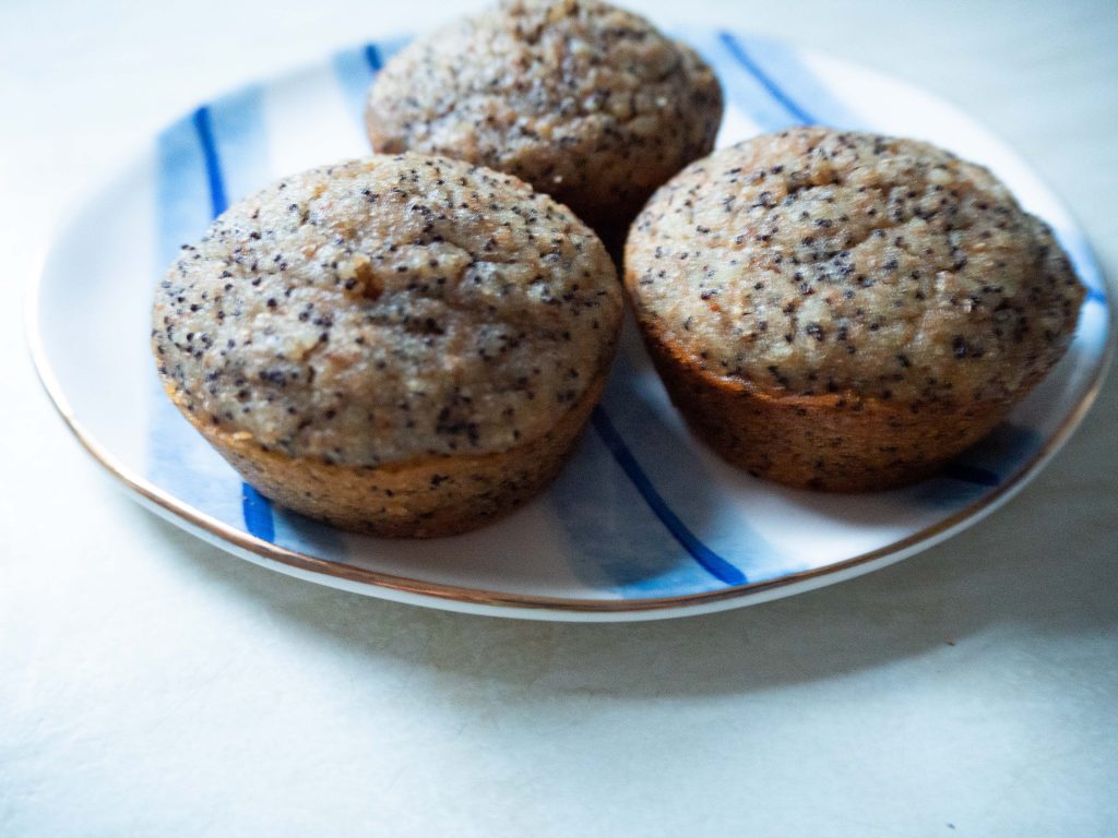 lemon vegan muffins